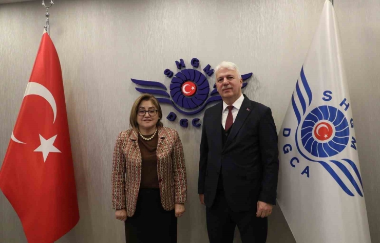 Şahin, Gazi Kentin Yeni Projeleri İçin Görüşmeler Yaptı