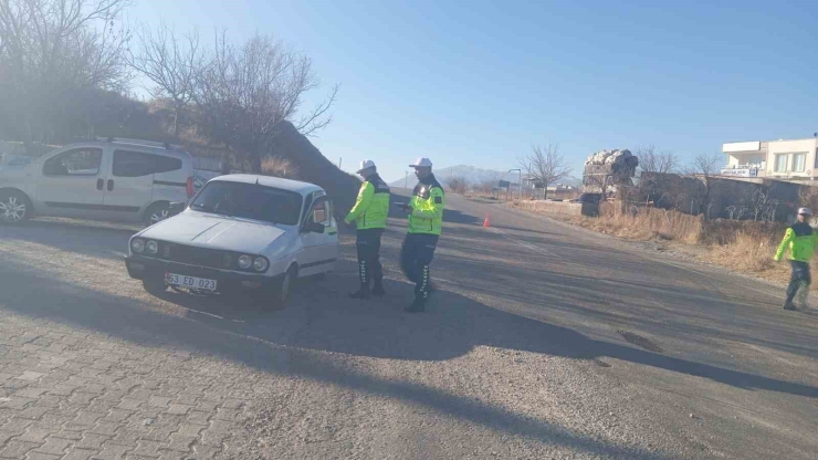 Çüngüş’te Trafik Denetimi