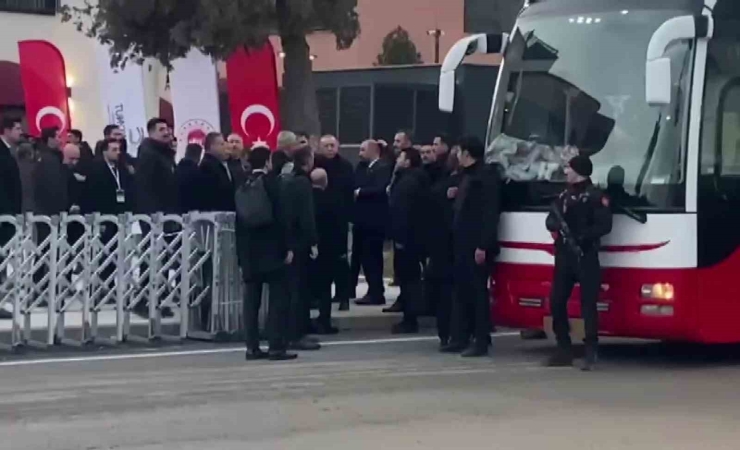 Cumhurbaşkanı Erdoğan, Adıyaman’da Yeni İş Yerlerine Kavuşan Esnafları Ziyaret Etti