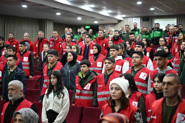 Deprem Gönüllüleri Battalgazi’de Buluştu