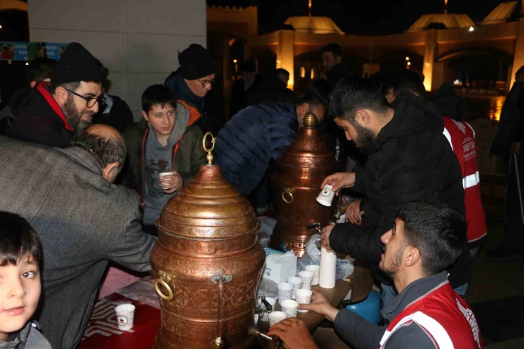 Diyarbakır’da Berat Kandili İdrak Edildi