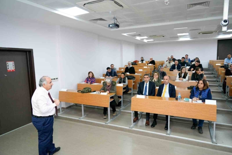 Adıyaman Üniversitesi’nde Su Verimliliği Eğitimi Düzenlendi