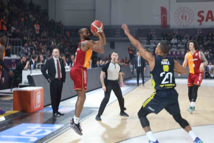 Basketbol Ing Erkekler Türkiye Kupası: Fenerbahçe: 89 - Galatasaray: 74