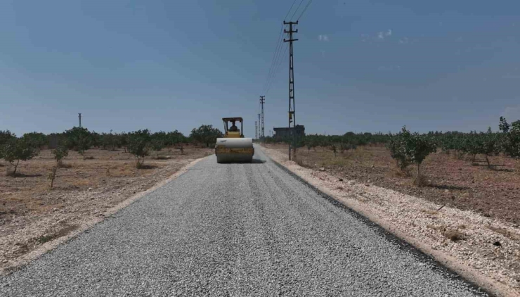 Nizip Belediyesi’nde Yol Çalışmaları Devam Ediyor