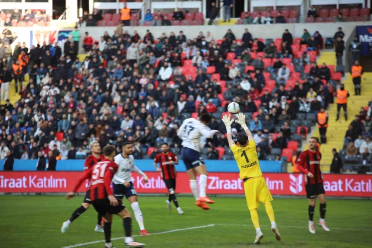 Ziraat Türkiye Kupası: Gaziantep Fk: 0 - Fenerbahçe: 2 (maç Devam Ediyor)