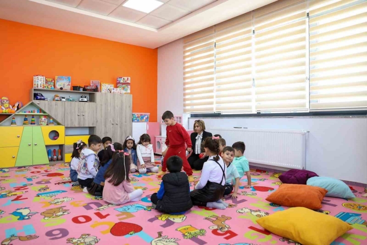 Gaziantep Büyükşehir, Gece Kreşi Hizmetini Başlatıyor