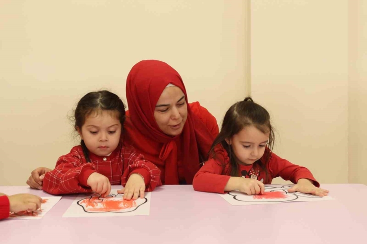 Gaziantep Büyükşehir, Gece Kreşi Hizmetini Başlatıyor