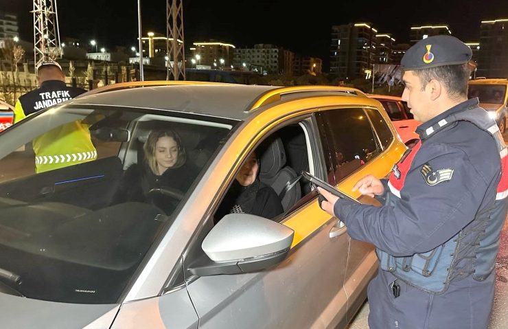 Jandarma Ekiplerinden Şok Huzur Uygulaması