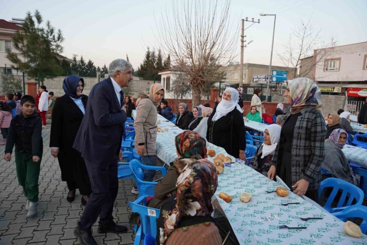 Kahta’da Vatandaşlar Gönül Sofrasında Buluştu