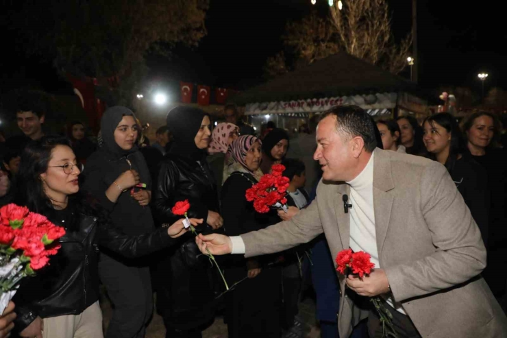 Nizip Belediyesi 8 Mart Dünya Kadınlar Günü’ne Özel Etkinlik Düzenledi