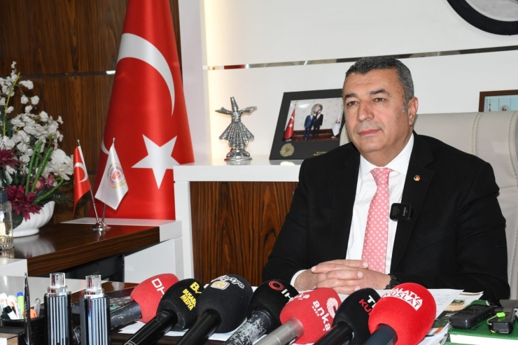 Başkan Özcan: "kayısıda Yanlış İlaç Kullanımı İhracata Zarar Verebilir"