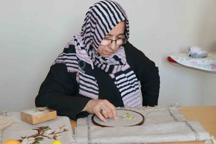 Haliliye Belediyesinden Kadınlara Meslek Edindirme Desteği