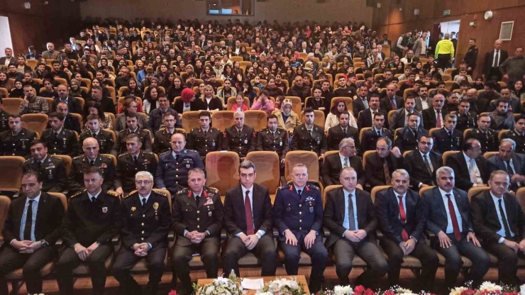 İstiklal Marşı’nın Kabulü Ve Mehmet Akif Ersoy’u Anma Programı Düzenlendi