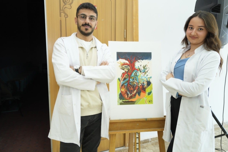 "anatomide Sanat" Resim Sergisi Açıldı