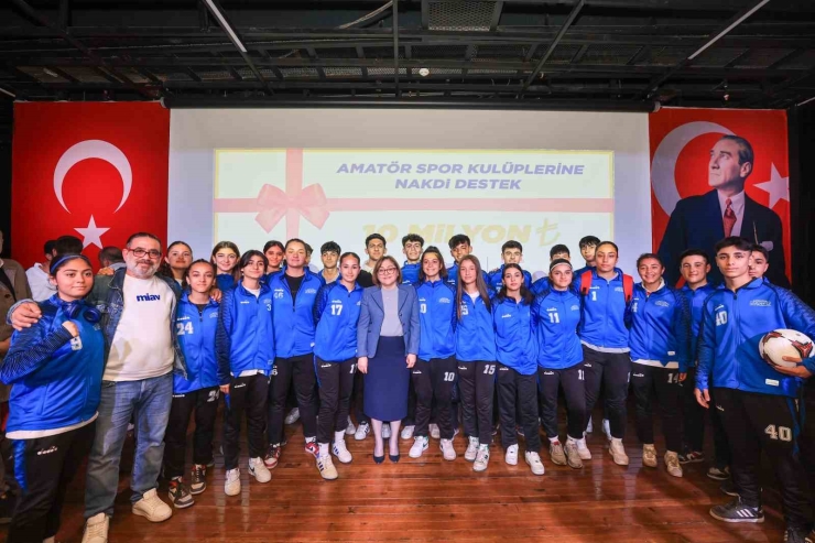 Gaziantep Büyükşehir’den Amatör Spor Kulüplerine 10 Milyon Tl Nakdi Destek