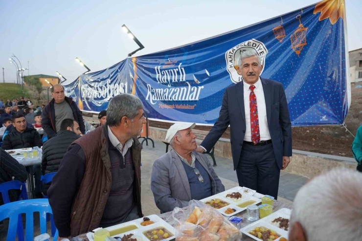 Kahta Belediyesi Gönül Sofrası’na Yoğun İlgi