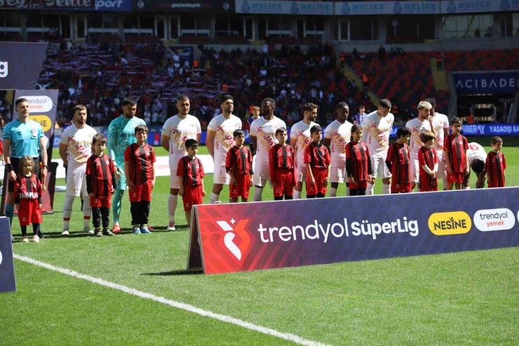 Trendyol Süper Lig: Gaziantep Fk: 0 - Kayserispor: 0 (maç Devam Ediyor)