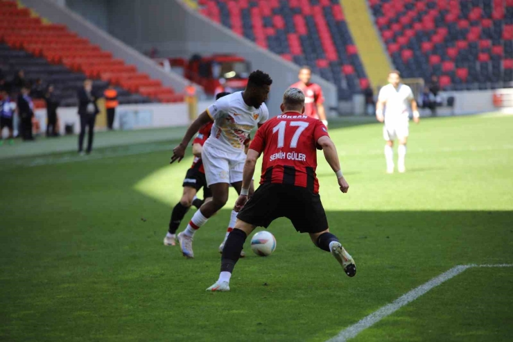 Trendyol Süper Lig: Gaziantep Fk: 0 - Kayserispor: 0 (maç Devam Ediyor)