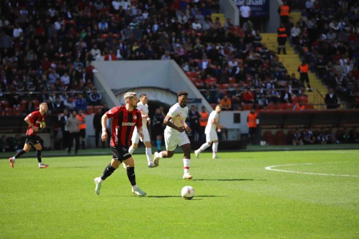 Trendyol Süper Lig: Gaziantep Fk: 0 - Kayserispor: 0 (maç Devam Ediyor)