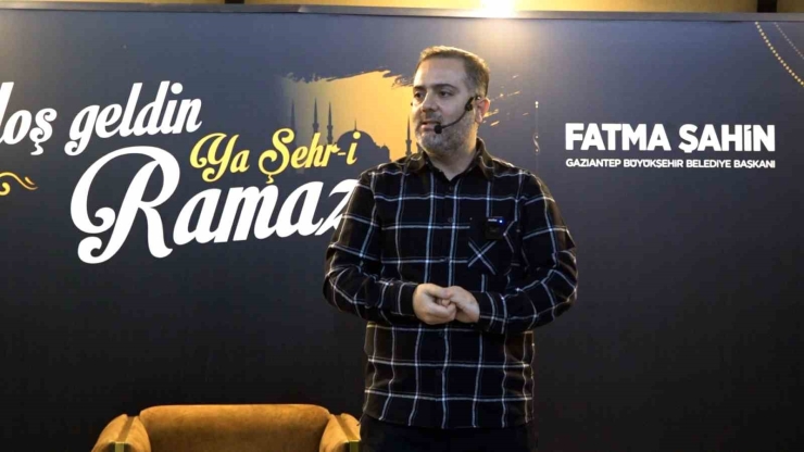 Ramazan Sokağı Söyleşiler Ve Konserlerle Katılımcıları Ağırlamaya Devam Ediyor