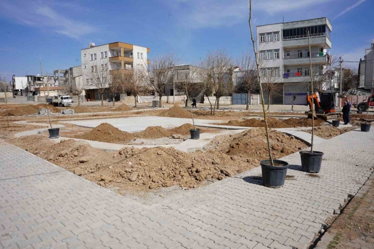 Kahta Belediyesi’nden 2 Mahalleye Park Müjdesi