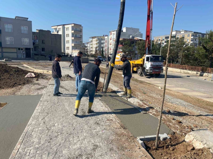 Kahta Belediyesi’nden 2 Mahalleye Park Müjdesi