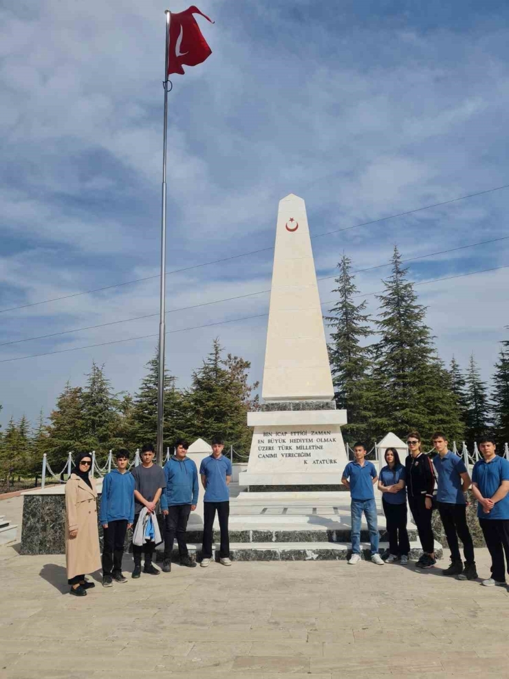 Sümer Mtal Halkla İlişkiler Bölümü Öğrencilerinden Anlamlı Ziyaret