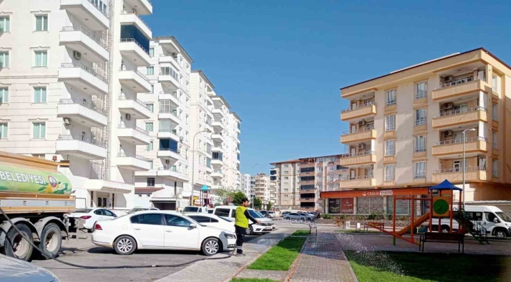 Nizip Belediyesi Ekipleri Sahada