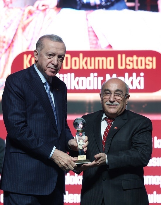 Gaziantep’in Asırlık Mirası Kutnu Kumaşı Dokumacılığı Yok Olma Tehlikesiyle Karşı Karşıya