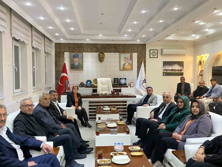 Ak Partili Ayşe Sula Köseoğlu’ndan Akçadağ Belediyesi’ne Ziyaret