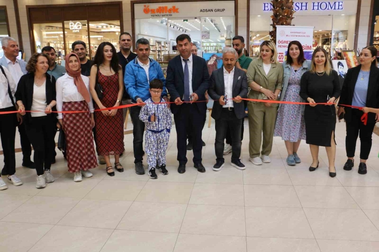 Diyarbakır’da ‘öğretmen Renkleri’ Resim Sergisi Açıldı