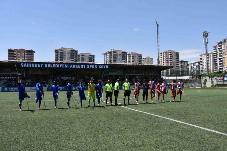 Şahinbey Ampute Adım Adım Şampiyonluğa Koşuyor: 2-1