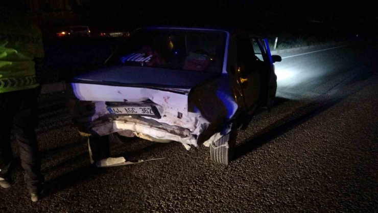 Malatya’da 2 Otomobil Çarpıştı: 4 Yaralı