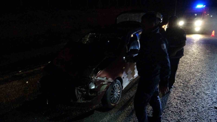 Malatya’da 2 Otomobil Çarpıştı: 4 Yaralı