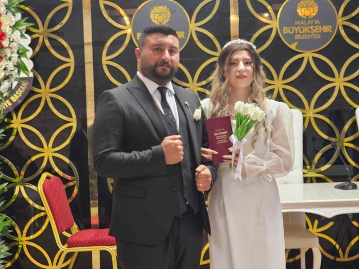 Malatya’da Nikah Salonlarında ’05.05.2025’ Yoğunluğu