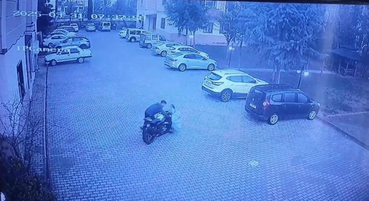 21 Ayrı Motosiklet Hırsızlığının Faili İki Kardeş 34 Kameradan 112 Saat Görüntünün İzlenmesiyle Tespit Edildi