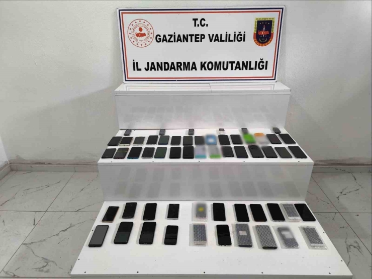 Gaziantep 3 Milyon Tl Değerinde Kaçak Elektronik Eşya Ele Geçirildi: 2 Gözaltı