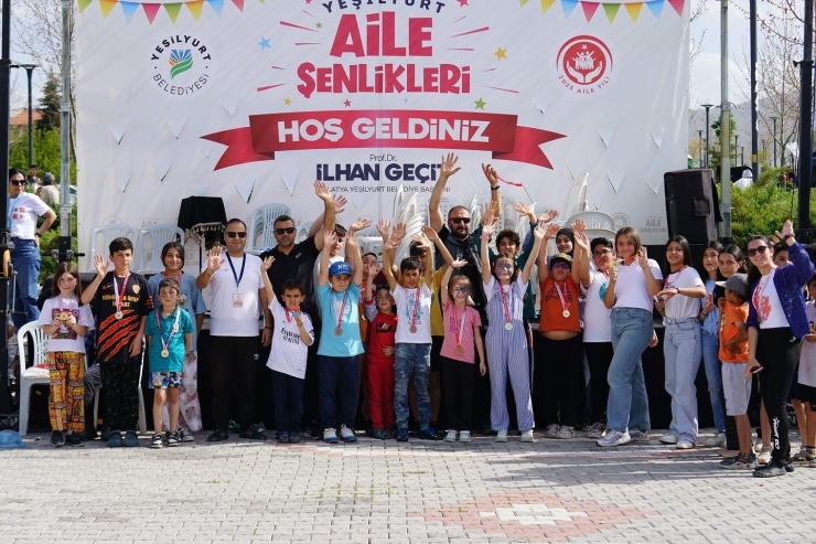 Yeşilyurt Aile Şenlikleri’nde Coşku Zirveye Çıktı