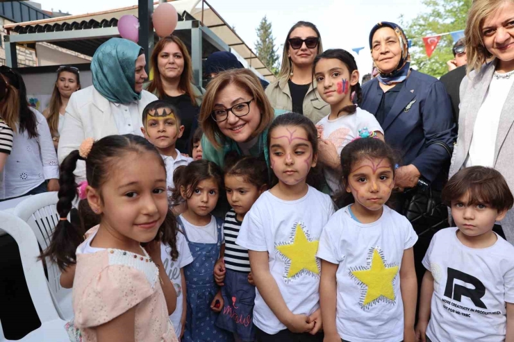 Türkiye’nin İlk Anne-bebek Festivali Renkli Görüntülerle Son Buldu