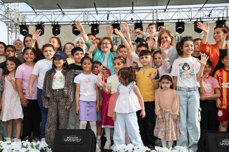 Türkiye’nin İlk Anne-bebek Festivali Renkli Görüntülerle Son Buldu