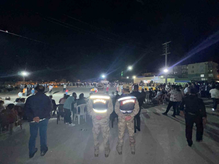 Jandarmadan Düğün Mesaisi
