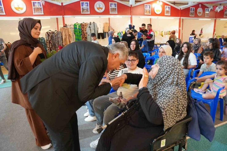 Kahta Belediyesi’nden Anneler Günü’ne Özel Anlamlı Program