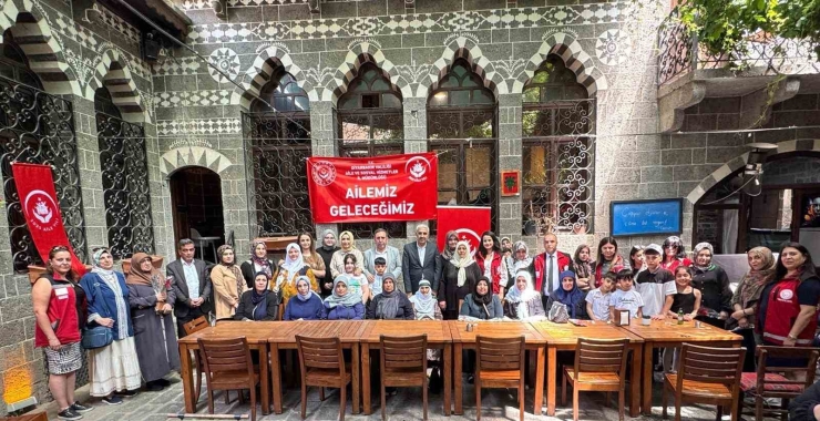 Şehit Annelerine Özel ’anneler Günü’ Etkinliği