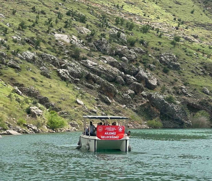 Şehit Annelerine Özel ’anneler Günü’ Etkinliği