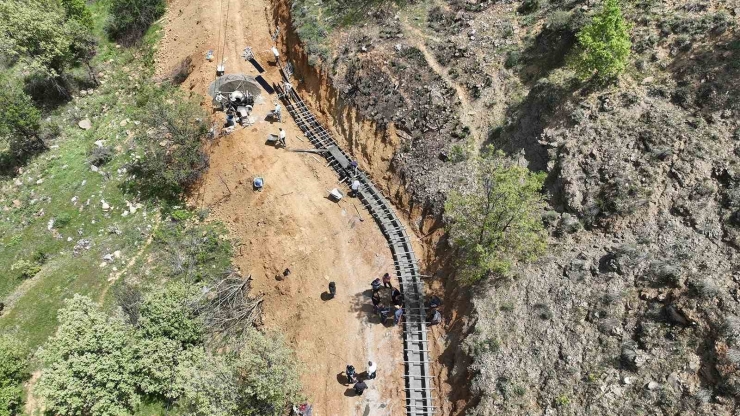 Pütürge Taşmış Mahallesi’nin 32 Yıllık Sulama Sorunu Çözüldü