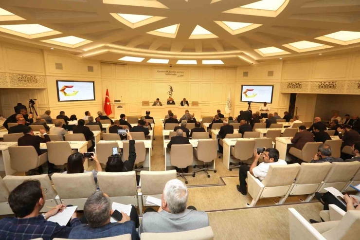 Gaziantep Büyükşehir’den Tff Başkanı Hacıosmanoğlu’na Fahri Hemşerilik Payesi