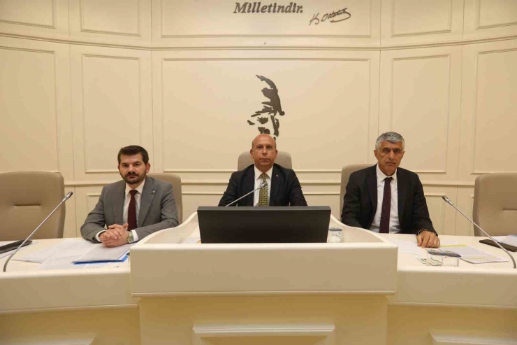 Gaziantep Büyükşehir’den Tff Başkanı Hacıosmanoğlu’na Fahri Hemşerilik Payesi