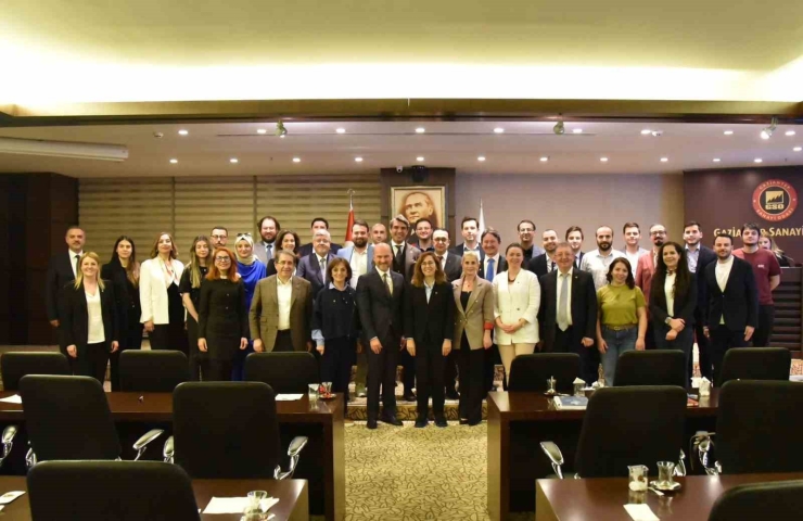 Aile Şirketlerinde Kurumsallaşma Konusu Gso’da Konuşuldu