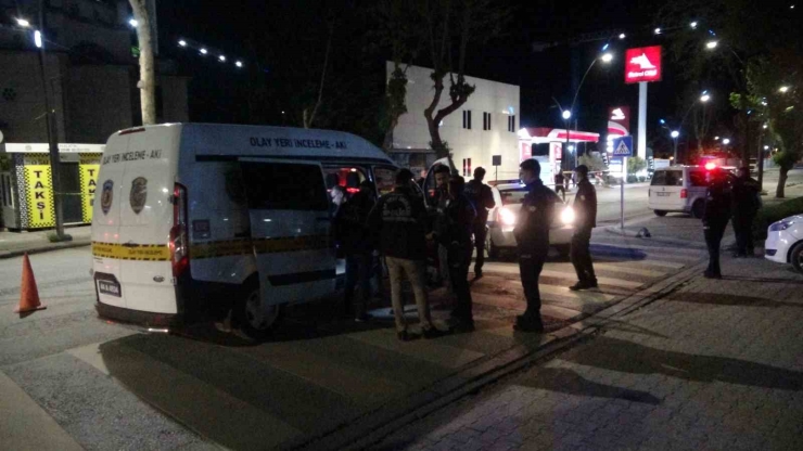 Malatya’da Silahlı Saldırıya Uğrayan Genç Ağır Yaralandı