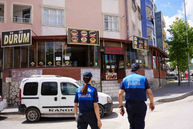 Şehitkamil Zabıta Ekiplerinden Tavuk Denetim